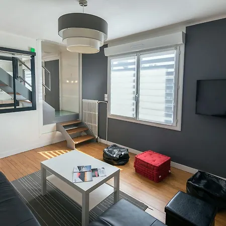 De By Interhome 別荘